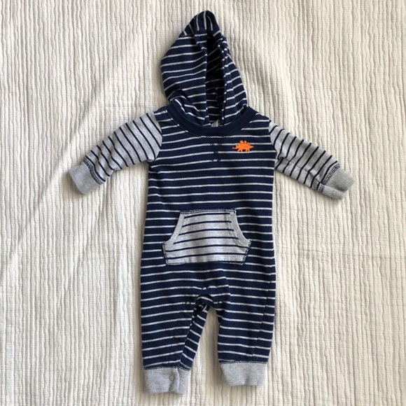 Carter’s One Piece w Hoodie - Picture 1 of 6